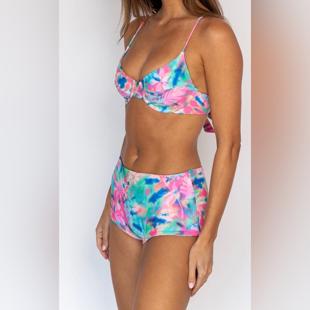 Skatie Swimsuit in Florida